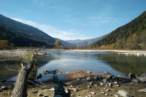 Il Biotopo Ilistra (Ilsterner Au) lungo il fiume Rienza, tra Vandoies e San Sigismondo, è una delle ultime foreste alluvionali rimaste nella bassa Val Pusteria (Foto: ASP/Agenzia per la Protezione civile)