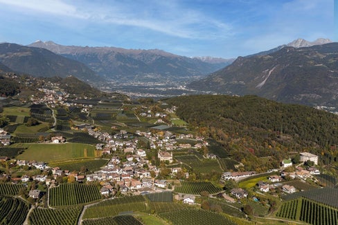 Tesimo fa parte dell'area interna Val d'Ultimo-Alta Val di Non-Tesimo e Lana, per la quale la Cabina di Regia nazionale SNAI ha ora approvato la strategia della Provincia autonoma di Bolzano. (Foto: USP/Ripartizione Europa)