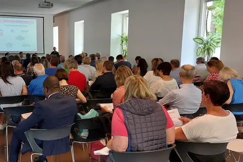 In totale, circa 180 rappresentanti di associazioni altoatesine hanno partecipato a uno dei quattro incontri informativi organizzati dall’Ufficio Volontariato e solidarietà. (Foto: USP/Ufficio Volontariato e solidarietà)