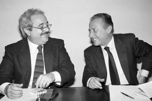 Am kommenden Montag finden in Palermo Gedenkfeierlichkeiten für die Mafia-Richter Borsellino und Falcone statt, an denen LH Kompatscher und LR Alfreider teilnehmen.