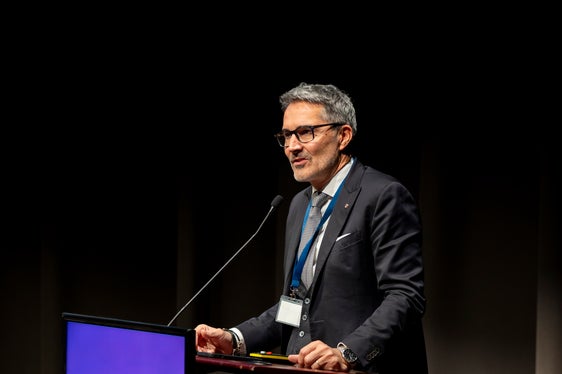 Il presidente della Provincia, Arno Kompatscher, nel corso del suo intervento (Foto: ASP/Fabio Brucculeri)
