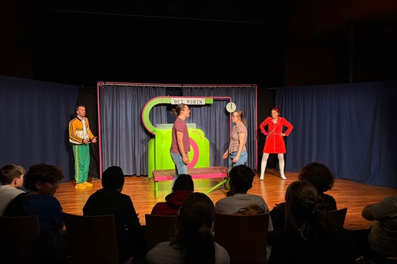 Theateraufführung „LiebeLove and the Sexperts“, Jugendzentrum Westcoast Kurtatsch (Foto: LPA/Jugendzentrum Westcoast Kurtatsch)