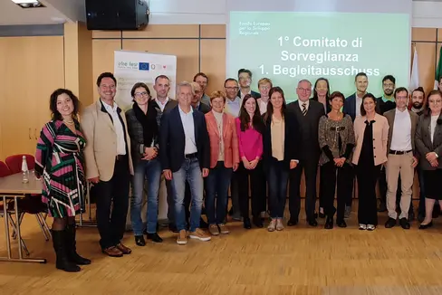 Il nuovo Comitato di sorveglianza del Fondo europeo di sviluppo regionale si è riunito oggi (14 ottobre). Sono previsti quasi 250 milioni di euro di investimenti per progetti di innovazione, digitalizzazione e ambiente. (Foto: ASP/Petra Tamanini)