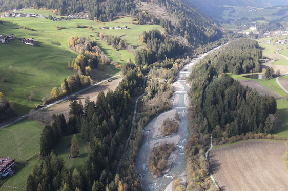 In diesen Tagen beginnt der Bautrupp der Wildbachverbauung mit den Vorbereitungsarbeiten für das nächste Baulos im Mareiter Bach. (Foto: LPA/Landesamt für Wildbach- und Lawinenverbauung Nord in der Agentur für Bevölkerungsschutz)