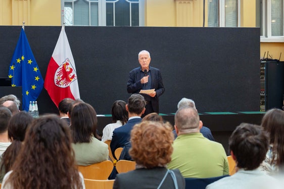 Eurac Research partecipa a oltre 100 progetti europei, ha spiegato il presidente di Eurac Roland Psenner (Foto: USP/Greta Stuefer)