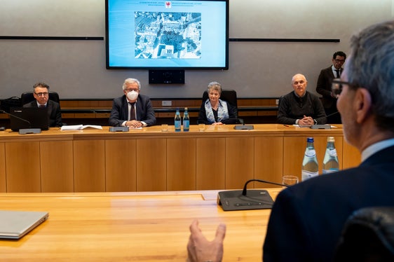 Al centro, sotto il monitor, il direttore regionale dell'Inps Vittorio Feliciani e l'ex vicepresidente nazionale dell'Istituto nazionale della previdenza sociale Marialuisa Gnecchi (Foto: ASP/Fabio Brucculeri)