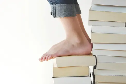 Sono dieci i nuovi progetti promossi in Alto Adige legati agli ambiti trasversali delle lingue e della cultura (Foto Unsplash)