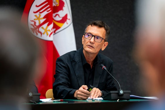Il sovrintendente scolastico Vincenzo Gullotta ha illustrato le iniziative dedicate a studenti e studentesse e ai docenti. Partendo dall’evento di inaugurazione dell'anno scolastico, previsto il 24 settembre, la Direzione proporrà attività negli ambiti dell'orientamento, uso delle nuove tecnologie, sostenibilità e legalità. (Foto: USP/Fabio Brucculeri)