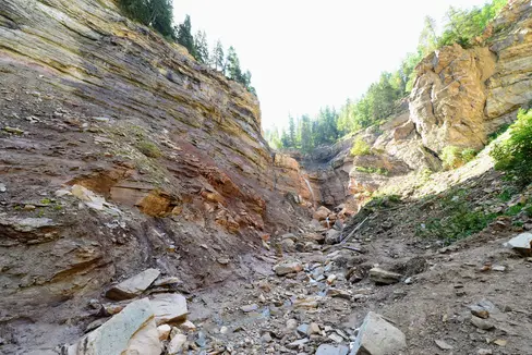 Attrazione turistica e parte delle Dolomiti Patrimonio Mondiale UNESCO: il GEOPARC Bletterbach. Il 26 maggio, nel corso di una conferenza stampa, l'assessore provinciale Peter Brunner illustrerà le informazioni, gli obiettivi, la direzione e l'ulteriore sviluppo di questo Patrimonio dell'Umanità. (Foto: USP)