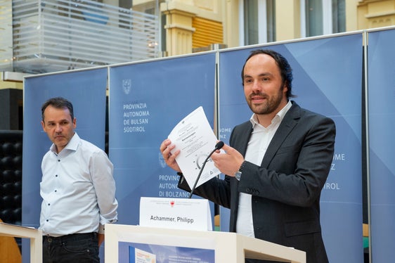 La Provincia vuole reagire alle sfide del mercato del lavoro e tenere d'occhio i cambiamenti, ha affermato l'assessore Achammer. (Foto: ASP/Fabio Brucculeri)