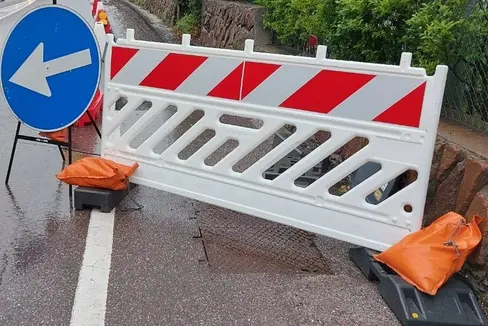 Wegen der Bauarbeiten an der Kanzelgalerie muss vom 8. Oktober bis zum 20. Dezember 2024 die B180 Reschenbundesstraße gesperrt werden. (Foto: LPA/ Christian Franchini)