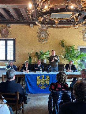 Da destra il presidente della Provincia Autonoma di Bolzano Arno Kompatscher, il presidente della Regione Friuli-Venezia Giulia e della Conferenza delle Regioni e delle Province Autonome Massimiliano Fedriga, il ministro per gli Affari regionali e le Autonomie Roberto Calderoli, l'assessora alle Finanze della Regione Friuli-Venezia Giulia Barbara Zilli e il sindaco di Udine Pietro Fontanini (Foto: ASP)