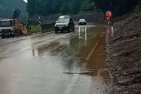 Seit kurz nach 16 Uhr ist die Passeirer Straße wieder für den Verkehr geöffnet. (Foto: LPA)