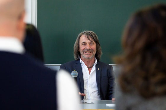 L'assessore alla Prevenzione sanitaria e Salute Messner: La LUB ha ottenuto nell'agosto 2023 l'accreditamento necessario per l'erogazione di programmi di formazione nel settore sanitario ed è stata in seguito incaricata, dalla Giunta provinciale, di organizzare e gestire i corsi di formazione manageriale. (Foto: ASP/Fabio Brucculeri)