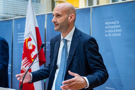 L'amministratore delegato di RFI, Gianpiero Strisciuglio: La proficua collaborazione con la Provincia e gli enti locali consente di pianificare e mettere in campo i grandi investimenti previsti sul territorio. (Foto: ASP/Fabio Brucculeri)