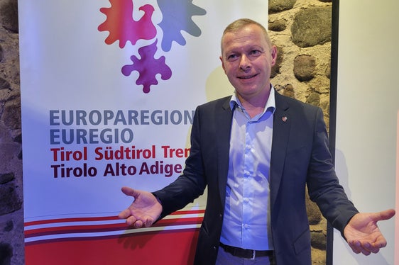 Christoph von Ach dell'Euregio ha sottolineato che Historegio è riuscito a migliorare la ricerca storica regionale sotto molti aspetti. (Foto: Euregio/Armin Gluderer)