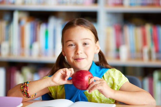 L'alimentazione sana è uno dei punti focali della promozione della salute nelle scuole dell'Alto Adige (Foto: pressfoto/Freepik)