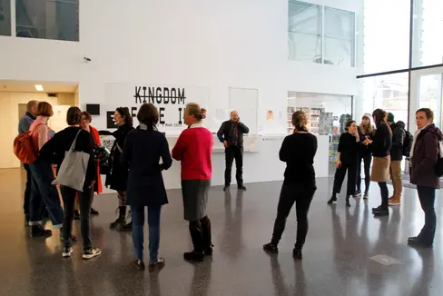 La presentazione odierna al Museion di Bolzano, che fa già parte del network Kunst.Forscher! (Foto: ASP/Verena Hilber)