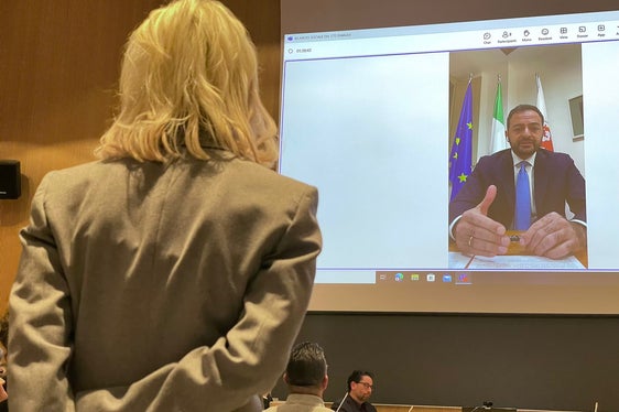 Il vicepresidente Marco Galateo durante il suo intervento in videoconferenza. Ammiro il lavoro svolto dal Cts Einaudi. Sfogliando il Bilancio, ho trovato una scuola aperta al territorio attraverso collaborazioni con aziende ed enti e numerosi corsi di formazione continua. (Foto: GNews)