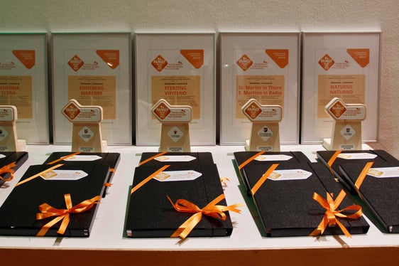 Das Land Südtirol zeichnet mit dem Audit FamilyPlus Gemeinden für ihre Kinder-, Jugend-, Senioren- und Familienfreundlichkeit aus. (Foto: LPA/Greta Stuefer)