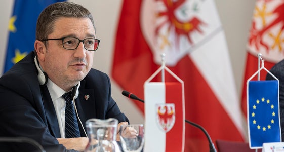 Il presidente della Provincia autonoma di Trento Maurizio Fugatti: “L'Atlante storico digitale collega importanti istituzioni culturali e apre nuove prospettive di comunicazione e cooperazione”. (Foto: USP/Tiberio Sorvillo)
