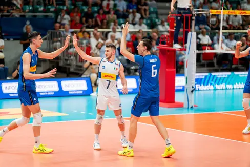 Simone Giannelli, pallavolista bolzanino e capitano della Nazionale italiana di volley, andrà a caccia a Parigi della prima medaglia d'oro olimpica della sua grande carriera. (Foto: Fipav)