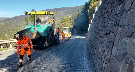 Das Gros der Gelder wird für die Verbesserung der Straßenbeläge eingesetzt. (Foto: Straßendienst)