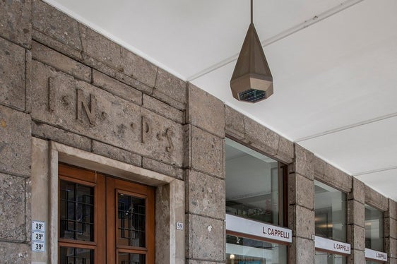 Al piano terra dell’edificio di piazza Vittoria 39/corso Libertà 9 (ex Libreria Cappelli) verrà ospitata la nuova sede dell’agenzia Alto Adige Riscossioni. (Foto: ASP)