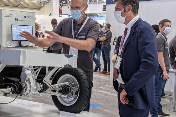 Mobilitätslandesrat Daniel Alfreider hat sich auf der international bedeutenden Mobilitätsplattform IIA Mobility über die neuesten Entwicklungen im Bereich Mobilität informiert. (Foto: LPA/Ingo Dejaco)