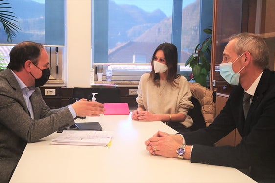 L'assessore Vettorato (a sx), Francesca Tosolini e Mirco Benetello (Foto ASP)