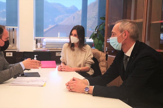 L'assessore Vettorato (a sx), Francesca Tosolini e Mirco Benetello (Foto ASP)