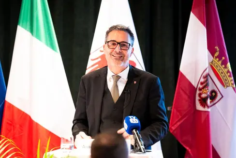 Sono assolutamente convinto che si tratti di un successo. Avevamo tre obiettivi, con questa riforma: ripristinare le competenze, aggiungerne e proteggere l'Autonomia. Abbiamo ottenuto progressi importanti in tutti questi ambiti, ha detto il presidente della Provincia autonoma di Bolzano, Arno Kompatscher. (Foto: USP/Manuela Tessaro)