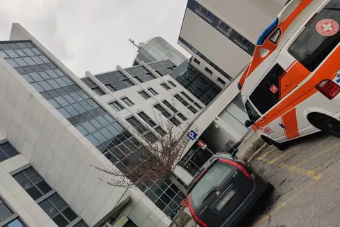 Die ärztliche Versorgung in den Bereichen Pädiatrie und Anästhesie am Krankenhaus Schlanders ist für den Zeitraum Ende Dezember und Jänner sichergestellt. (Foto: LPA/Südtiroler Gesundheitsbetrieb Sabes)