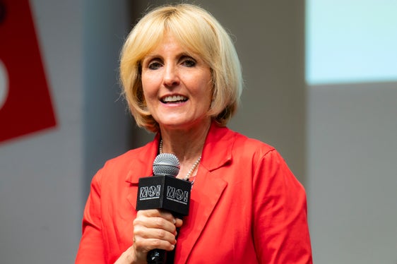 #Soziale Nachhaltigkeit: Landeshauptmannstellvertreterin Waltraud Deeg (Foto: LPA/Manuela Tessaro)