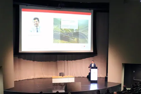 Landesrat Alfreider: Gleich zu Anfang soll bei Straßenvorhaben künftig der Fokus auf dem Miteinander der Mobilitätsformen und auf der Nachhaltigkeit liegen. (Foto: LPA/ingo Dejaco)