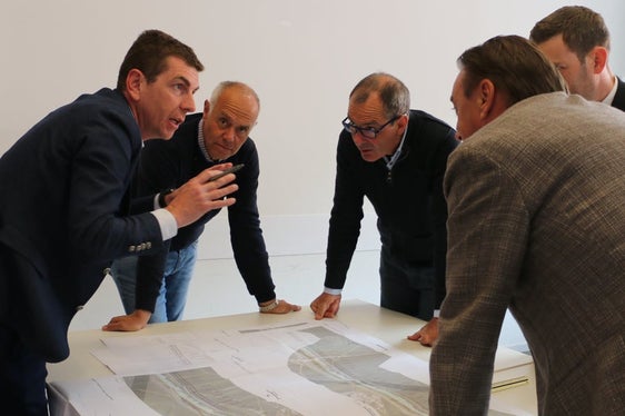 L'incontro rientrava nel processo di ottimizzazione del futuro tracciato della linea ferroviaria Merano-Bolzano. (Foto: ASP/Ripartizione Mobilità)