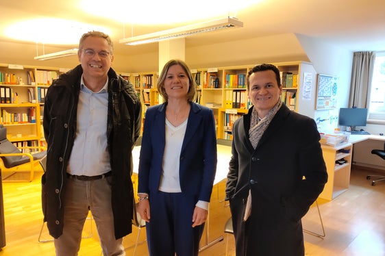 (da man ciampa a man dërta) Heinrich Videsott, Genny Ploner y André Comploi (Foto: USP/Intendënza y Cultura ladina)