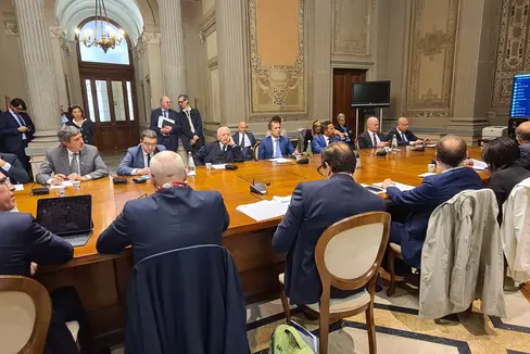 L'intervento odierno (da remoto) del presidente della Provincia autonoma di Bolzano, Arno Kompatscher, alla Conferenza delle Regioni e delle Province autonome (Foto: Ufficio stampa Regione Trentino-Alto Adige/Davide Cordua)