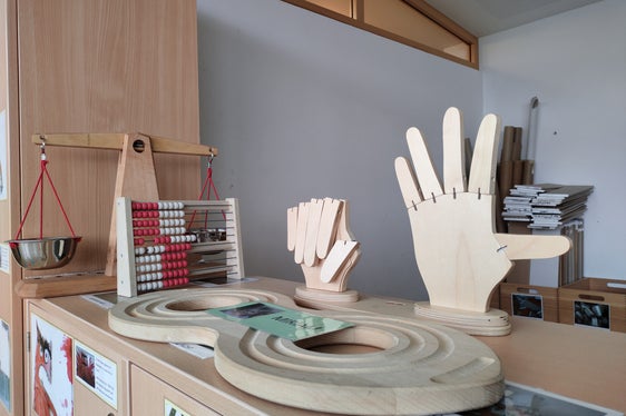 Una delle creative zone didattiche all'interno della scuola dell'infanzia. (Foto: USP/Direzione provinciale scuole ladine)