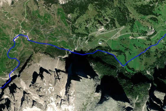 La Provincia e Terna informeranno, in una conferenza stampa, lunedì 22 maggio, sull'avvio dei lavori della nuova linea elettrica sotterranea ad alta tensione tra Laion e Corvara, previsto per martedì 23 maggio. Nell'immagine il tracciato della nuova linea elettrica che verrà realizzata tra i Comuni di Laion e Corvara (Foto: ASP/Terna)