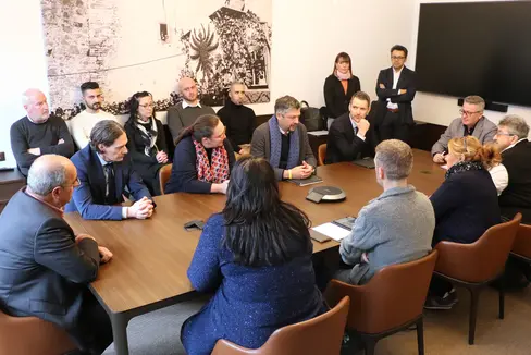 Die Gewerkschaften und die Inhouse-Gesellschaft des Landes und der Gemeinden Bozen, Meran und Leifers Sasa AG haben eine Vereinbarung unterzeichnet, die eine bedeutende Gehaltserhöhung für das gesamte Personal der Sasa AG vorsieht. (Foto: LPA/Ingo Dejaco)