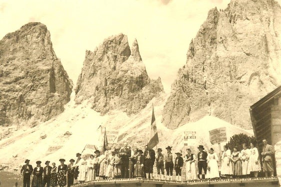 Esattamente cento anni fa, il 21 gennaio 1923, i tre Comuni ladini del Sopramonte furono annessi alla Provincia di Belluno. (Foto: ASP)