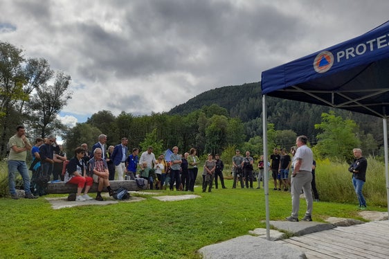 Erfreut über die Aufwertung des Gebiets an der Rienz zeigte sich auch der Bürgermeister von Vintl Walter Huber. (Foto: LPA/Maja Clara)