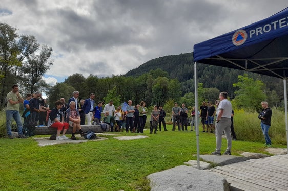 Erfreut über die Aufwertung des Gebiets an der Rienz zeigte sich auch der Bürgermeister von Vintl Walter Huber. (Foto: LPA/Maja Clara)