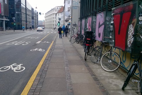 La delibera approvata dalla Giunta provinciale mira all’ampliamento e al completamento della rete ciclabile sul territorio provinciale (Foto: Aleksei Zhivilov/Unsplash)