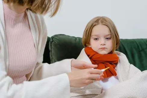 La vaccinazione antinfluenzale aiuta a prevenire gravi decorsi della malattia e a proteggere in particolare gli anziani, i malati cronici, le donne incinte e i bambini piccoli. (Foto: USP/Pexels. Può essere utilizzata in relazione a questo comunicato stampa)