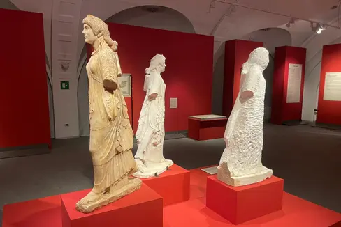 Bis 12. April 2026 ist im Kulturzentrum Trevi die Ausstellung Artefices: Die Schöpfer der Kunst allen Interessierten zugänglich. (Foto: LPA)