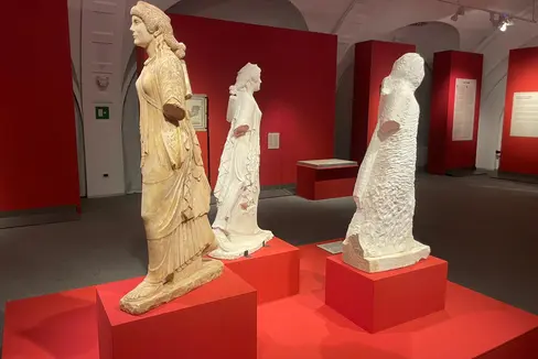 Bis 12. April 2026 ist im Kulturzentrum Trevi die Ausstellung Artefices: Die Schöpfer der Kunst allen Interessierten zugänglich. (Foto: LPA)