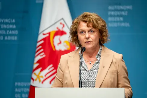 Su proposta dell’assessora provinciale Rosmarie Pamer, la Giunta ha apportato oggi (22 ottobre) alcune modifiche al regolamento che disciplina l'assistenza economica sociale, che entreranno in vigore dal prossimo 21 novembre. (Foto: USP/Fabio Brucculeri)