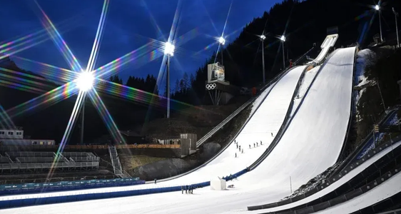 Die Skisprunganlage in Predazzo war einer der beiden Austragungsorte olympischer Bewerbe im Trentino. (Foto: Land Trentino und Nordic Ski WM Val di Fiemme 2003 srl)